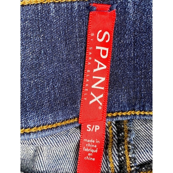 Spanx High Rise Tummy‎ Control Released Hem Distressed Denim Jeans - Size S - Picture 10 of 10